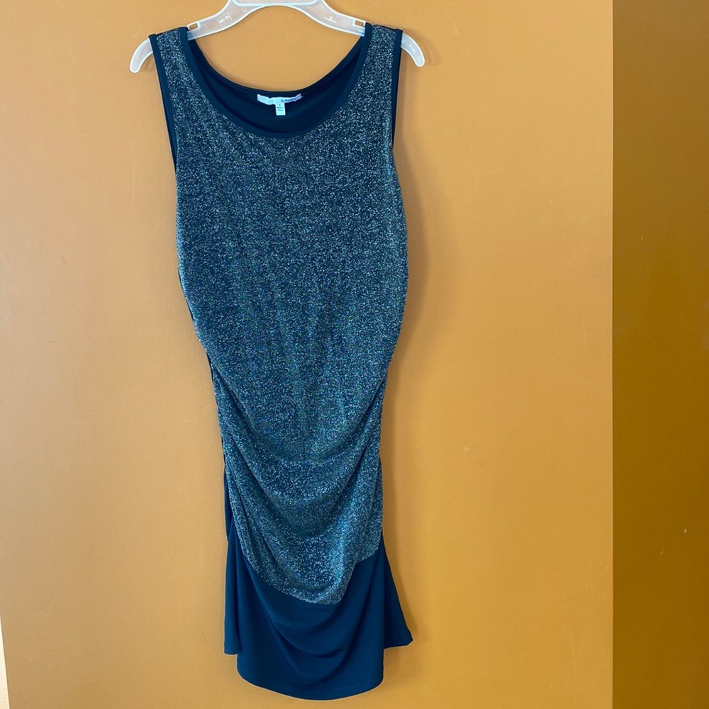 Lapis Slinky little gold and black dress with glitter. Size small.